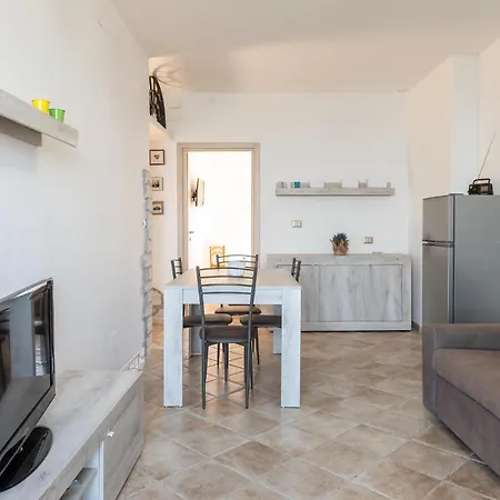 Апартаменты 2 Bedroom Awesome In *