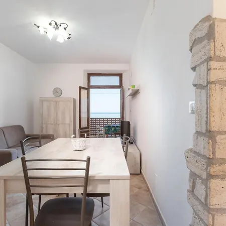 Awesome In With Kitchenette Apartment Giannella