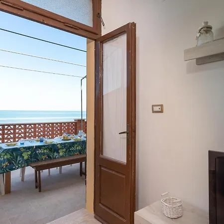 2 Bedroom Awesome In