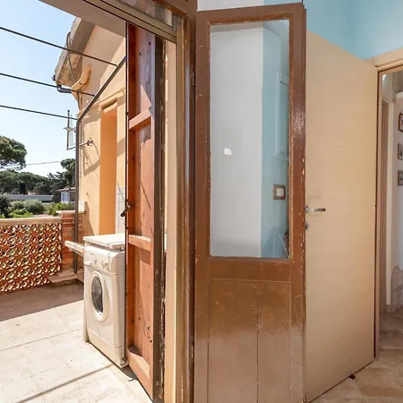 Awesome In With Kitchenette Apartment *
