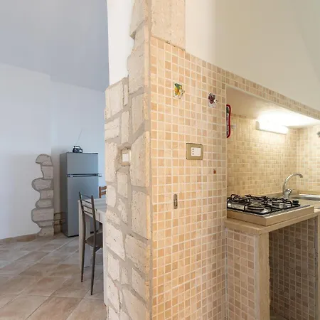 Awesome In With Kitchenette * Giannella
